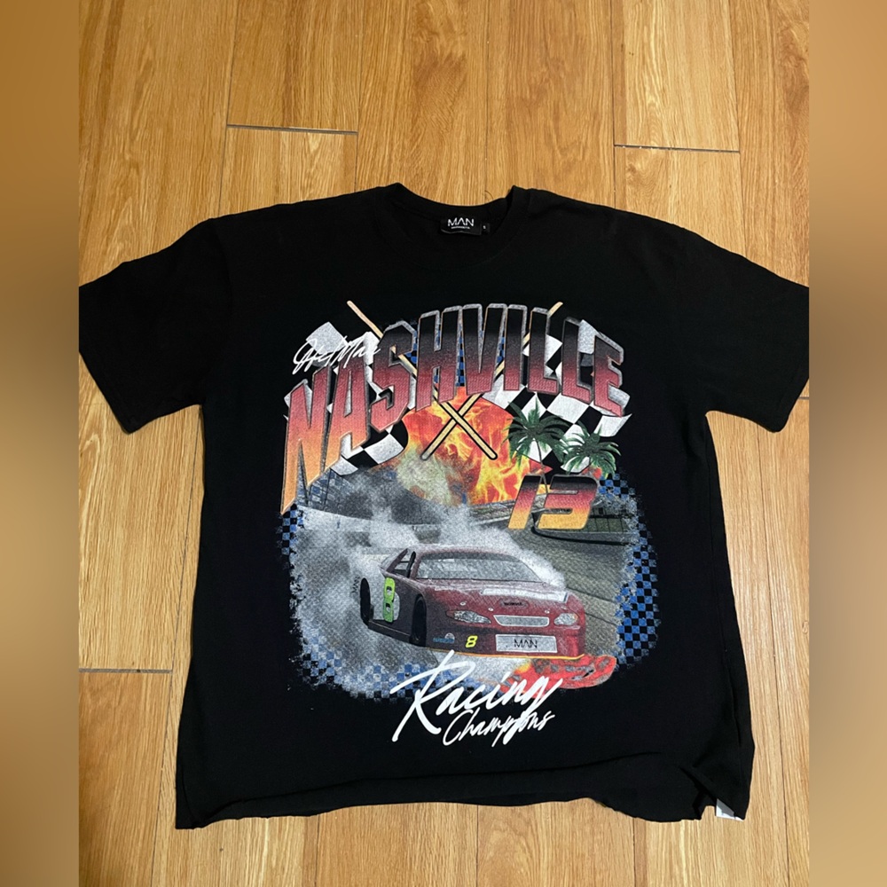 Boohooman Nashville Racing Tee Men's T Shirt Black Size SMALL , crop bottom
